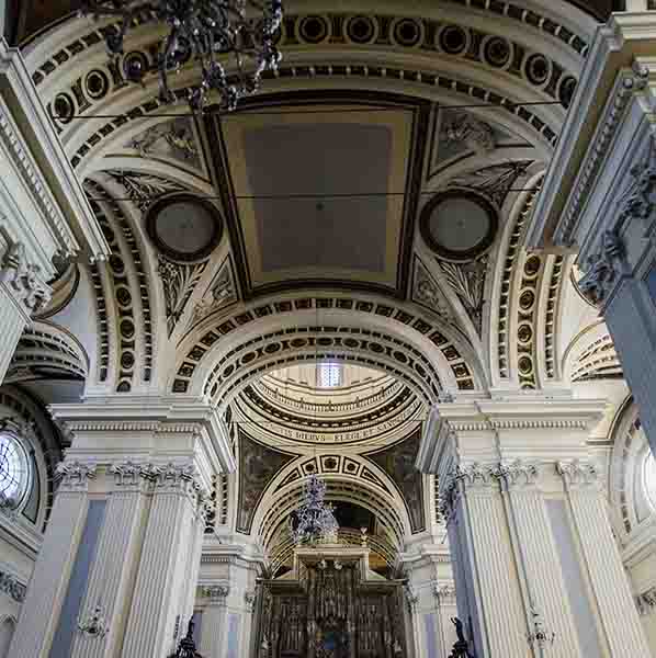 Zaragoza 10 - basílica del Pilar.jpg